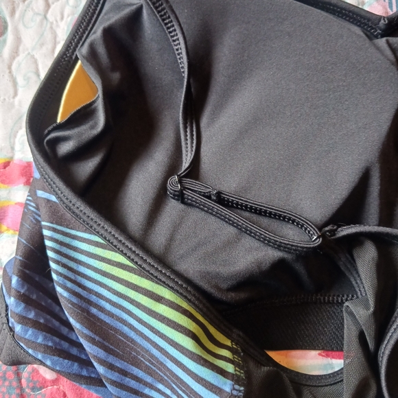 DANSKIN NOW WOMENS RACERBACK SPORTS BRA  SIZE XXL NEON STRIPE MULTICOLOR - Picture 6 of 6